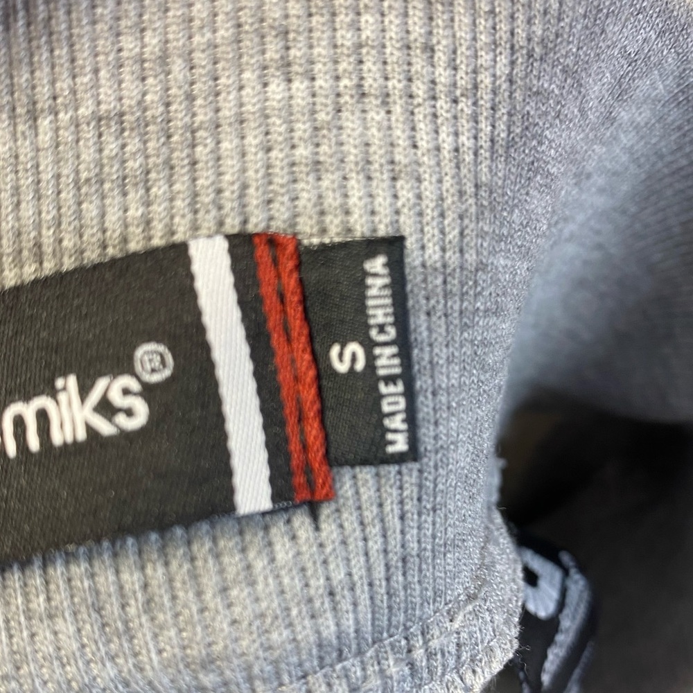 Akademiks, sweatpants,gray, red, black, size small, - Picture 4 of 5